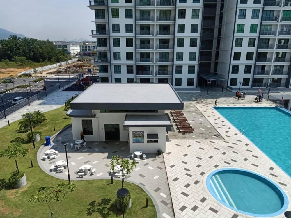 2br The Yeop Casa Kayangan Bandar Meru Raya Apartment
